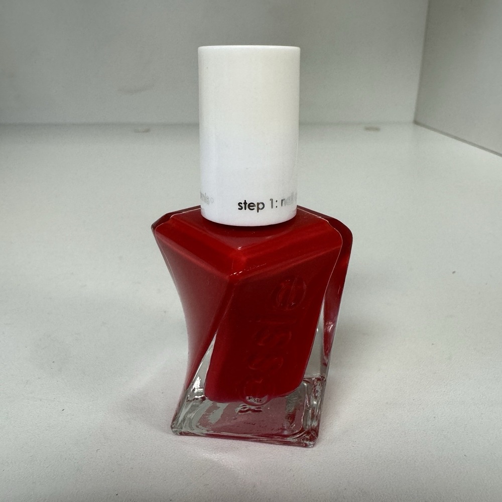 Essie GelCouture‎ Nail Lacquer 0.46oz Original #270 rock the runway